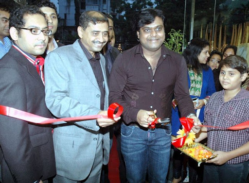 CLICK THE ABOVE ARROW TO  ZOOM THE IMAGE