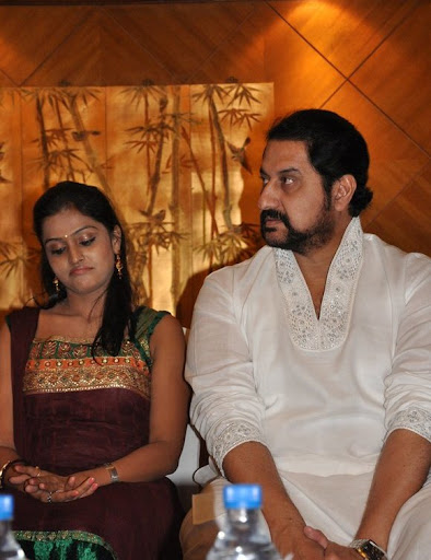 CLICK THE ABOVE ARROW TO  ZOOM THE IMAGE