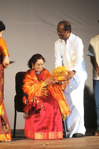 CLICK THE ABOVE ARROW TO  ZOOM THE IMAGE