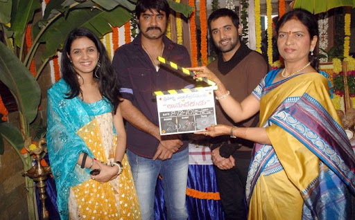 CLICK THE ABOVE ARROW TO  ZOOM THE IMAGE