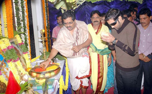 CLICK THE ABOVE ARROW TO  ZOOM THE IMAGE