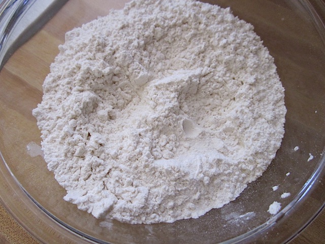 flour mix/dry ingredients in mixing bowl 