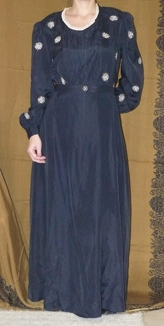 dress.JPG