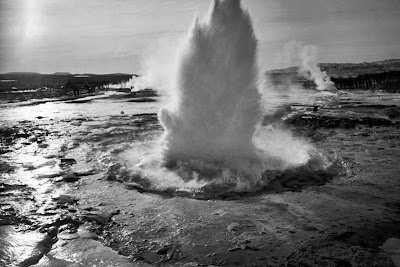  Michael Middleton - Geyser Eruption, Early Morning - Iceland