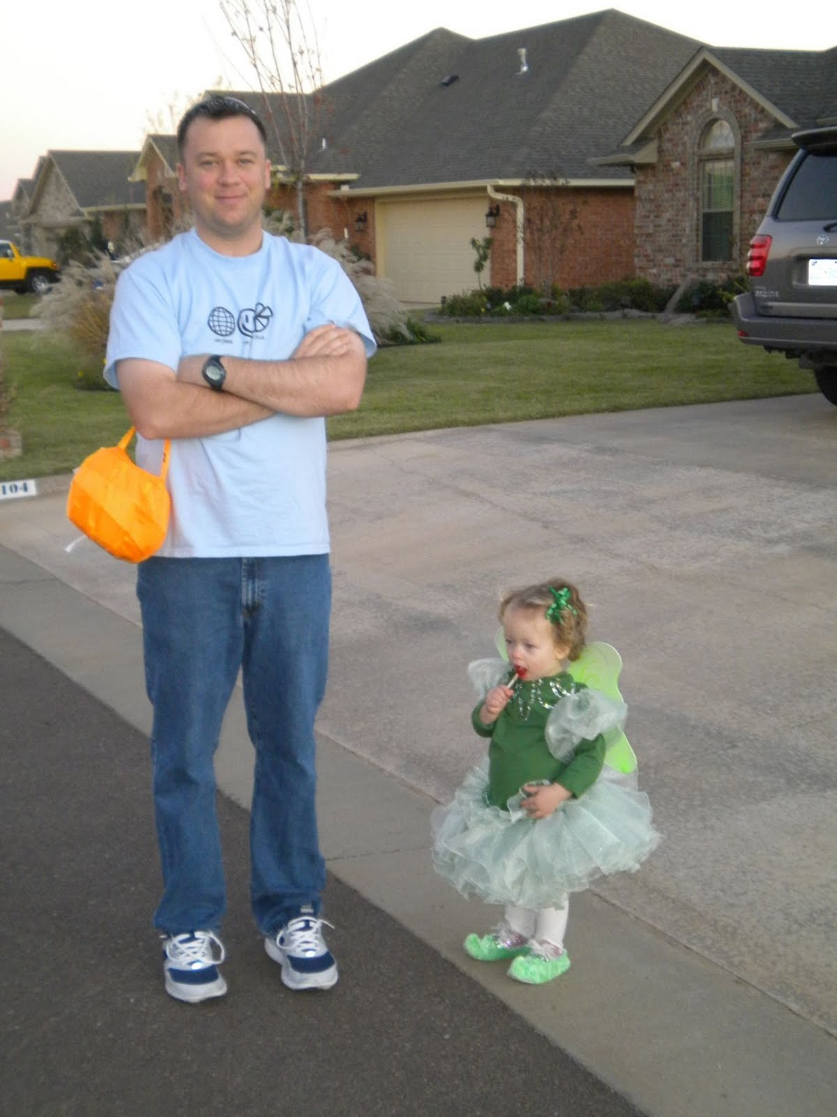 [Halloween 2009 025 smaller[6].jpg]