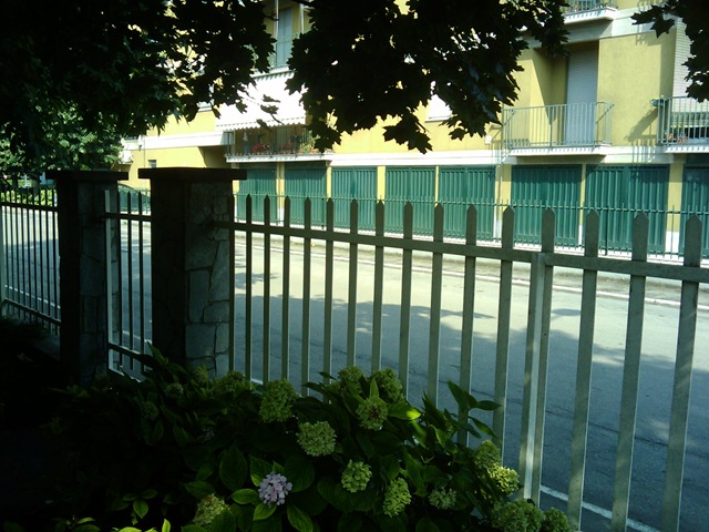 [2009-07-15 16.55.49[2].jpg]