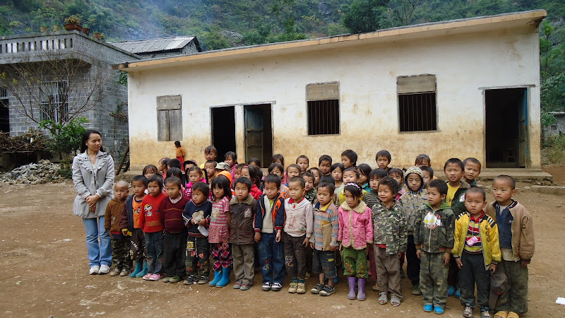 Liushan Kindergarten group picture