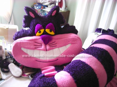 [cheshire-cat-costume-06a[6].jpg]