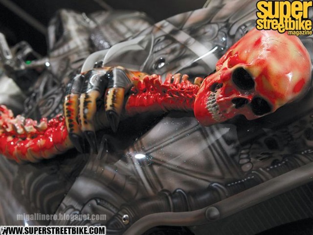 [zzzpredator_bike_04[5].jpg]