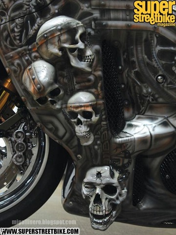 [zzzpredator_bike_05[5].jpg]