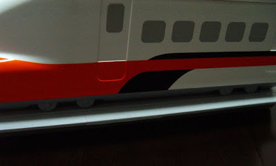 [HSR]台灣高鐵T700型車頭造型便當盒開箱分享！ - 阿祥的網路筆記本