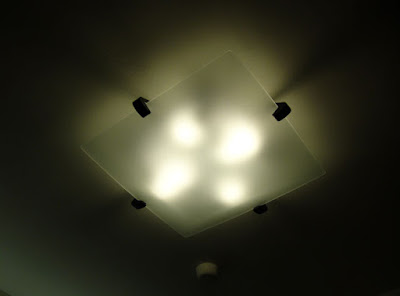 [Life] 裝潢實戰第八彈：冷氣機體、燈具 & 壁紙安裝！ - 阿祥的網路筆記本