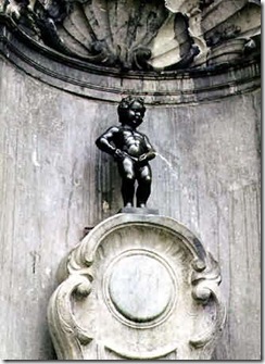 Manneken Pis in Brussels, famous naked statue