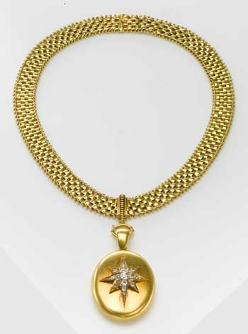 [gold_necklace1350[5].jpg]