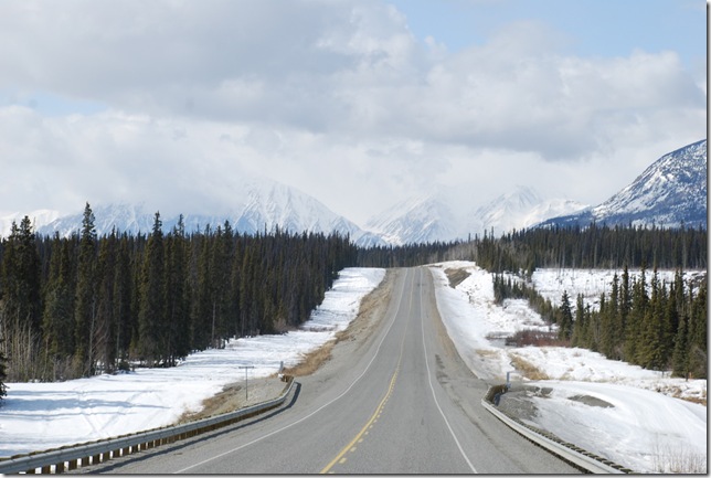 04-24-09  B Alaskan Highway - Yukon 059