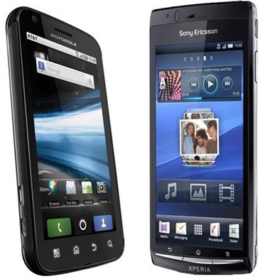 Motorola Atrix e Sony Ericsson Xperia Arc