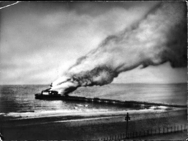 scheveningse pier, brand 1943