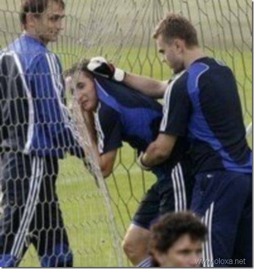 funny-soccer-moments-10