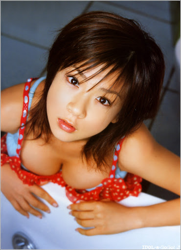 Aki Hoshino Pictures japanese video gravure idol.jpg