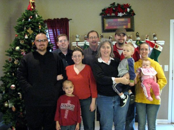 christmas-2007-whole-family1.jpg