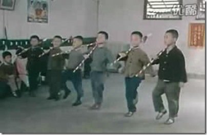 中国 意大利导演安东尼奥尼1972年拍摄文革时期的纪录片 2.flv_snapshot_2010.03.21.14_59_16