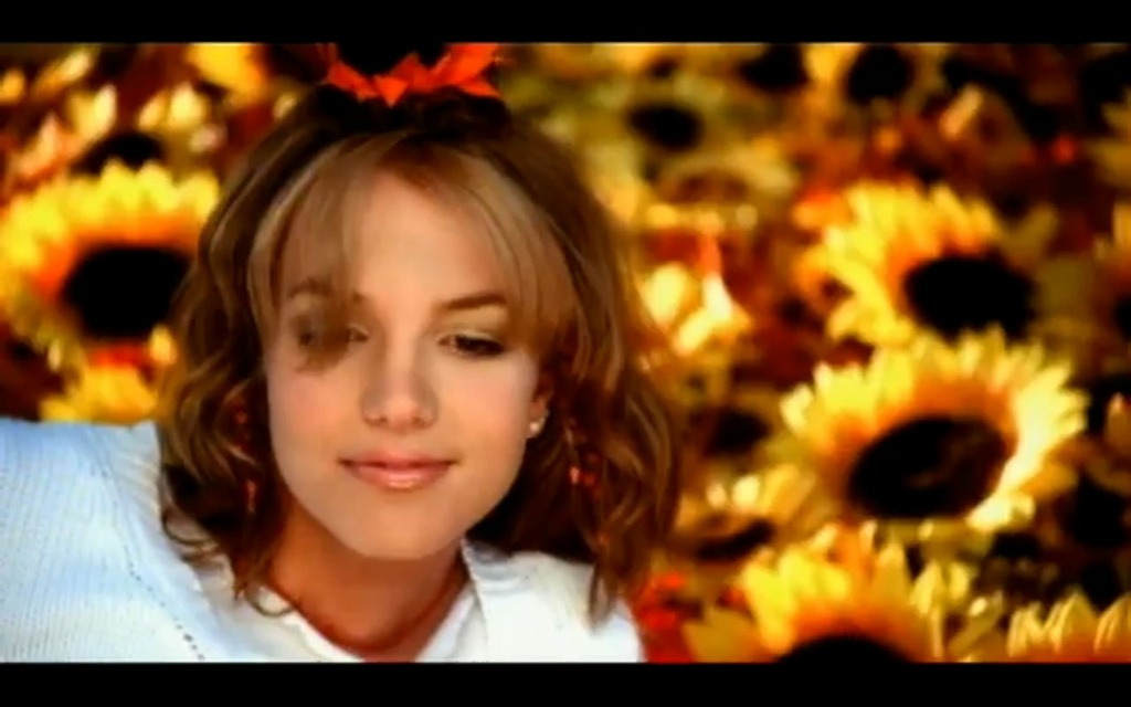 [Britney Spears - From The Bottom Of My Broken Heart[6].jpg]