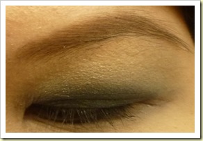 The body shop baked eye shadow makeover close