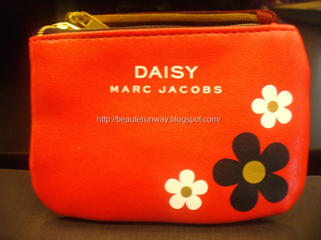 [Marc Jacobs Daisy Red Pouch[6].jpg]