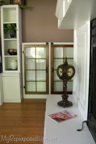 [100repurposed window cabinet _7670[11].jpg]
