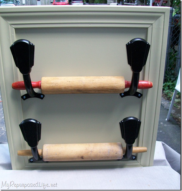 rolling pin display rack