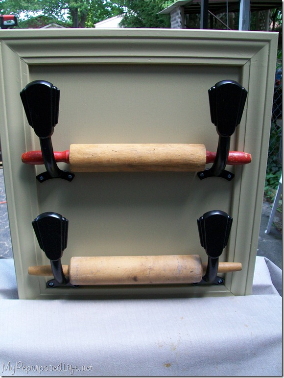 Vintage Magazine Holder To Repurposed Rolling Pin Display - Organized  Clutter