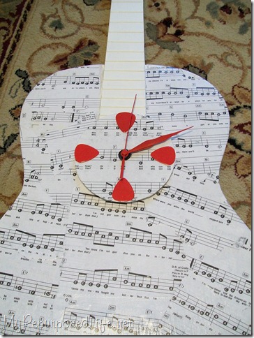 reupurposed guitar clock