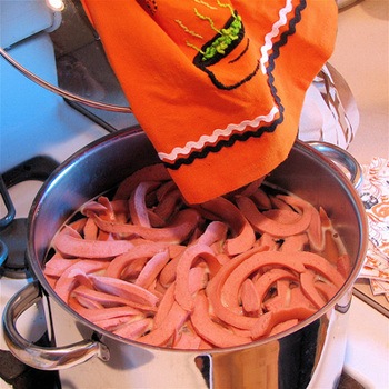 halloweenwormhotdogs halloweenwormhotdogs