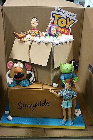 [Toy Story 3 Cake[4].jpg]