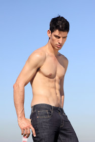 Hot Yonatan יונתן ווגמן in Castro Skinny Jeans