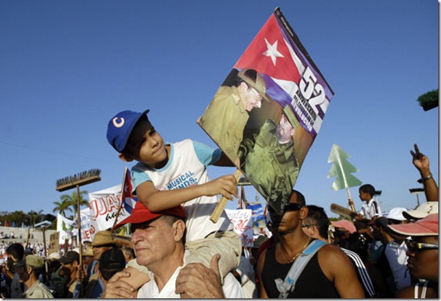 Desfile por el Primero de Mayo en la plaza de la revolución La Habana, Cuba
FOTO: Roberto Suárez