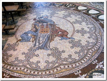 Floor tiles in Cologne cathedral.