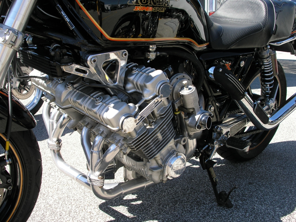 Otomotive Modification A Pair Pf Boosted CBXs Two Litres Of