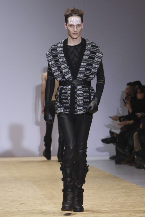Qasimi Homme Fall-Winter 2011-2012 Show | Homotography
