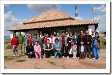 Grupo de personas que esta semana ha adecentado el entorno de la ermita de Santa Brígida.
