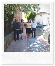 De izquierda a derecha, el alcalde Vicente de Gregorio, la diputada Jacinta Monroy y los concejales Almudena Correal y Paco Bermejo.