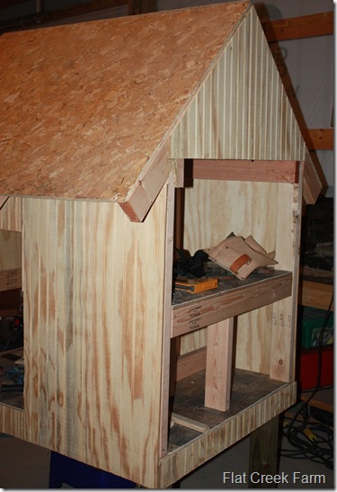 coop_nestbox_roost1