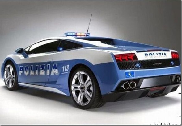 Carro da policia na Itália (3)