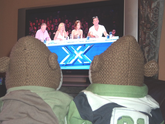 [Watching X Factor 2[4].jpg]
