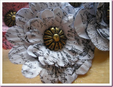 Stamped paper flower push pin