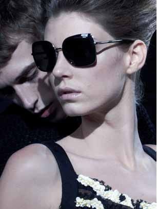 Prada eyewear mujer, otoño 2010