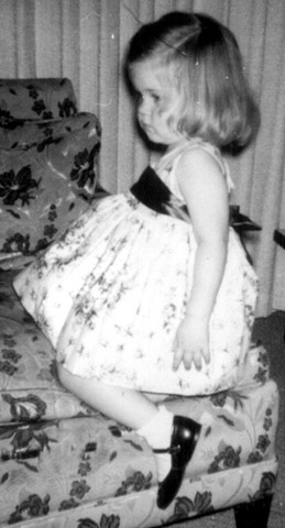 [Julie in a pretty dress, 1964 2_edited-1[4].jpg]