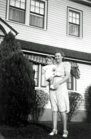 [Velda & Karen about 1940_edited-1[4].jpg]