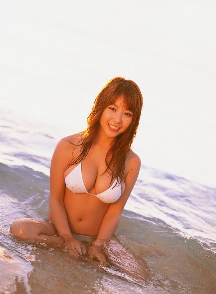 Mai Nishida Japanese Gravure Busty Sexy Idol Photos Gallery.jpg