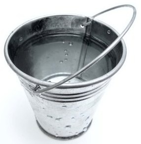 [bucket_of_water[9].jpg]